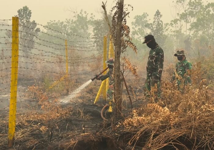 Operasi Pembasahan Kodim 1016/Plk untuk Cegah Karhutla