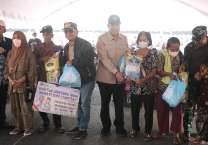 BANTUAN UNTUK MASYARAKAT PULPIS DARI GUBERNUR KALTENG