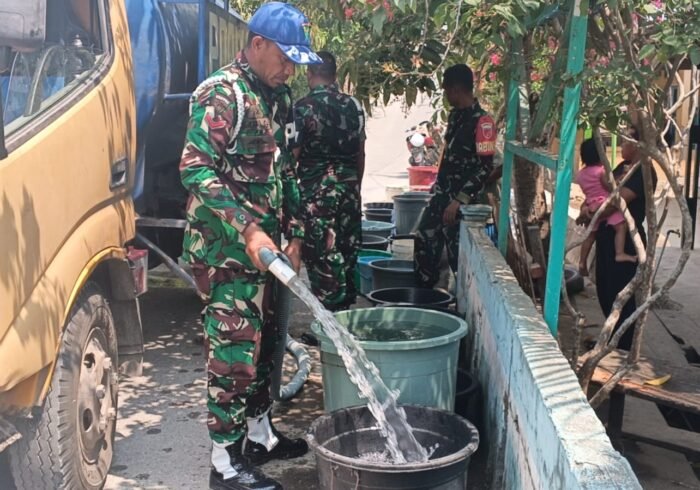 Kodim 1512/Weda Laksanakan Penyaluran Air Bersih di Goeng