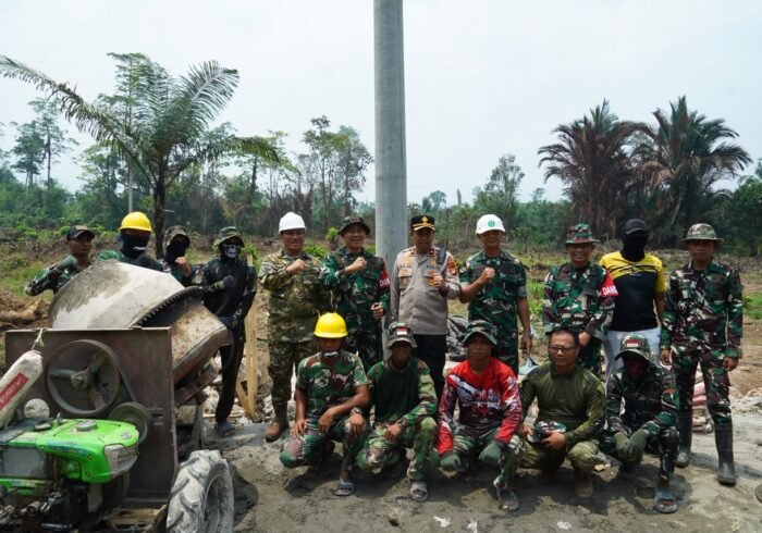 Bupati Irwan Tinjau Pengerjaan TMMD ke-130 di Luwu Timur