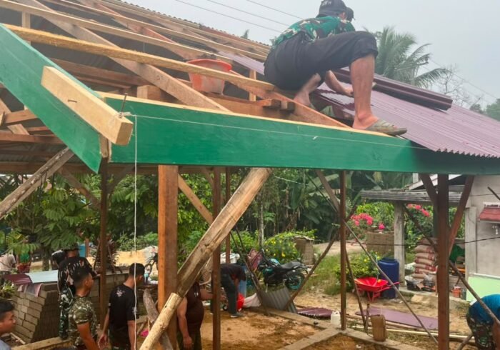 Dengan Program TMMD, Bu Suhanim Dapatkan Rumah Impian
