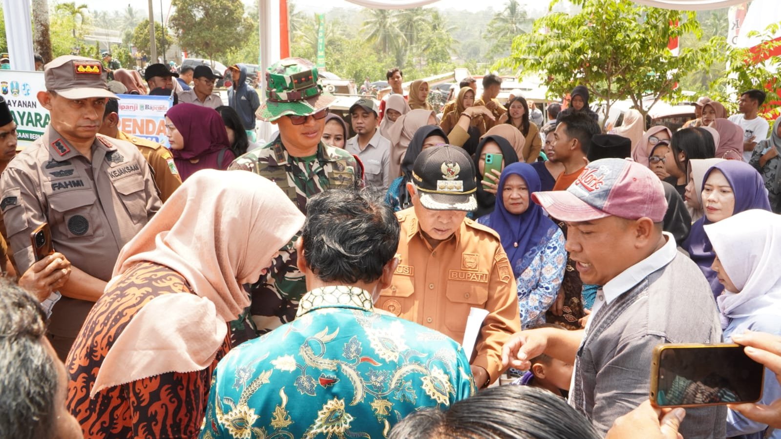 Kunjungan Dandim dan Bupati Malang ke UMKM Setelah TMMD Ke-130