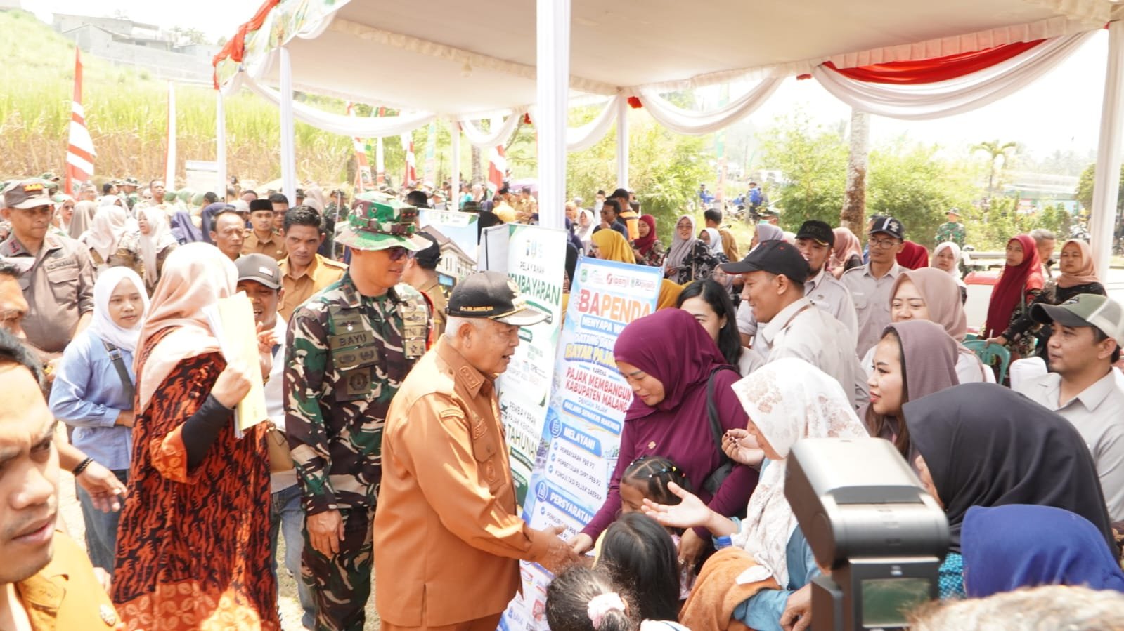 Dandim dan Bupati Malang Tinjau UMKM untuk Dukung Pembangunan Desa Berkelanjutan