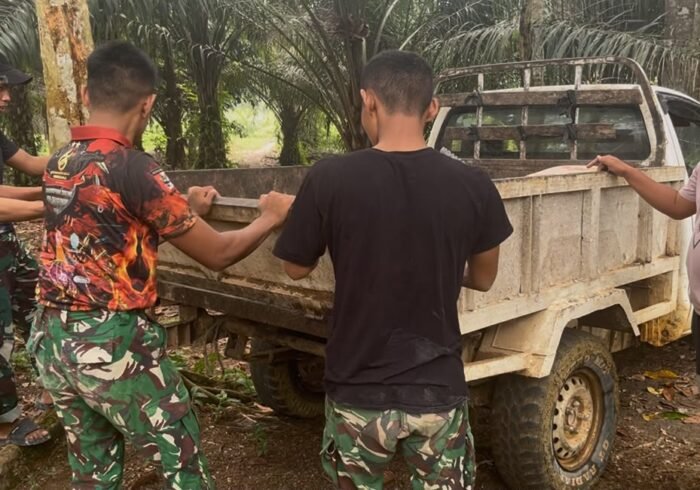 Dari Pengangkutan Material hingga Pembangunan, Satgas TMMD Berkomitmen untuk Masyarakat
