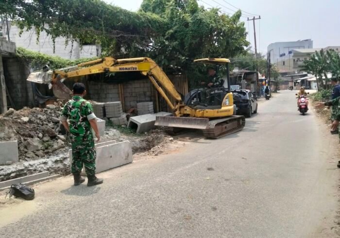 Satgas TMMD Ridai Genangan Air dengan U-Ditch di Tangerang