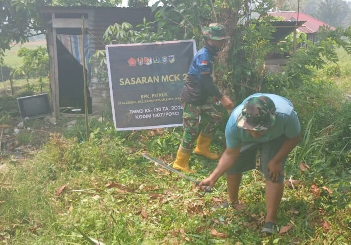 Pembersihan Lokasi MCK oleh Satgas TMMD Reguler ke-130