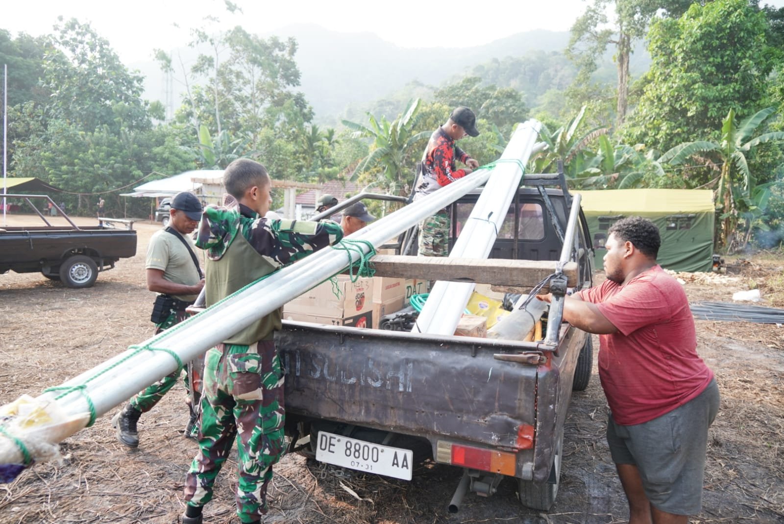 Proses Distribusi Material Pembangunan TMMD di Ambon