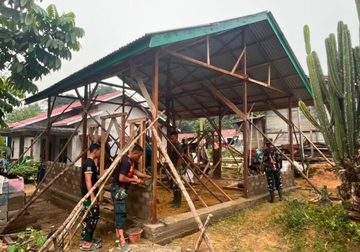 TMMD Kodim 1210/Landak: Pembangunan Rumah Menjadi Harapan Baru