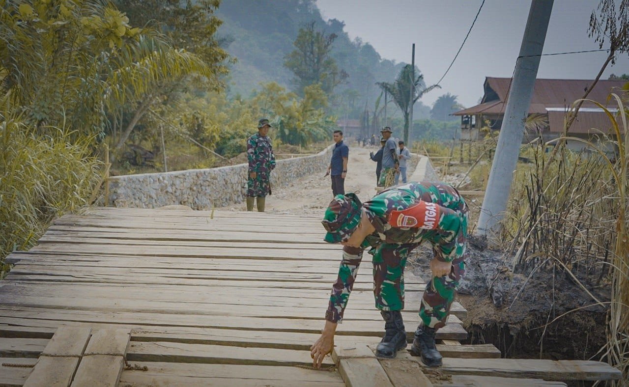 Dansatgas TMMD ke-130 Tinjau Pekerjaan Prajurit di Luwu Timur