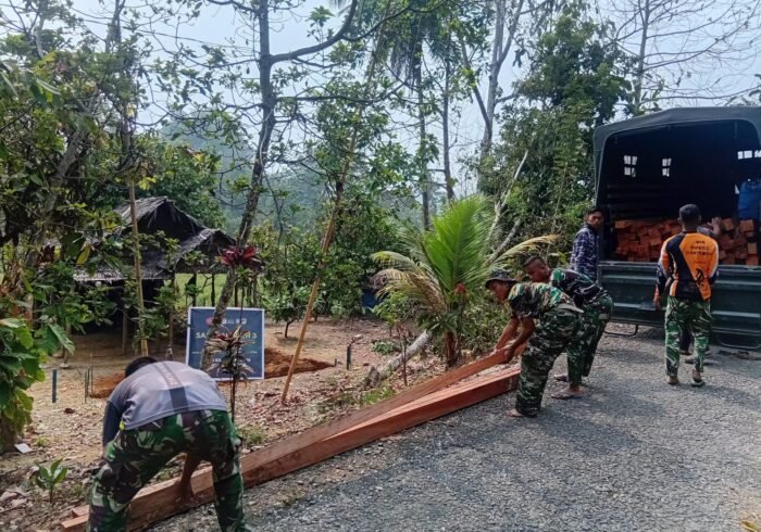 Material Kayu Siap Diterima untuk Rehabilitasi Rumah Bapak Tuku Djobu