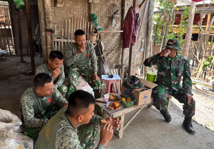 Sehari Bersama Prajurit: Ketulusan Warga dan Hidangan Spesial