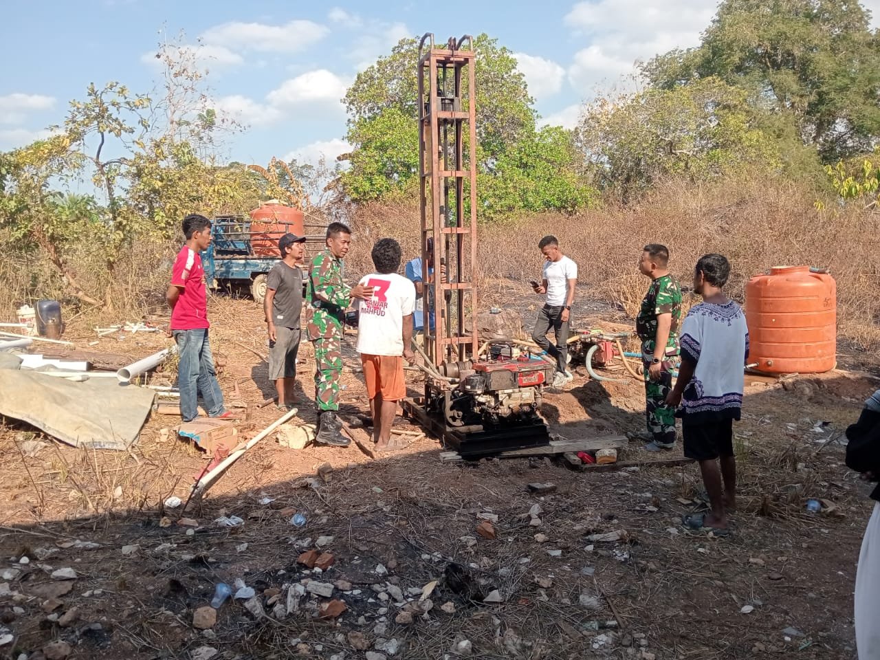 Sumur Bor untuk Masyarakat, TMMD ke-130 Kodim 1416/Muna Bergotong Royong