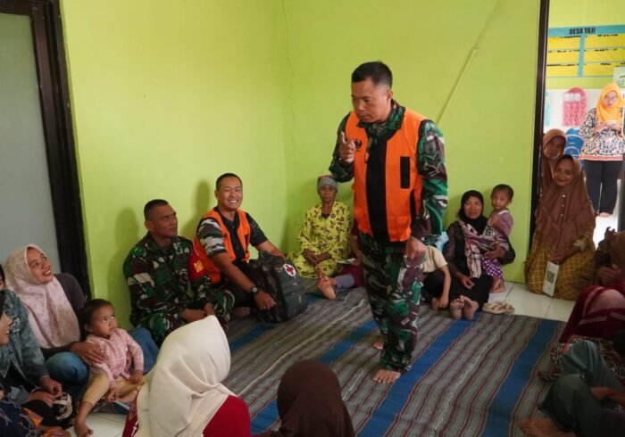 Penyuluhan Kesehatan oleh Satgas TMMD ke-130 di Desa Taji Sebagai Bentuk Pengabdian TNI